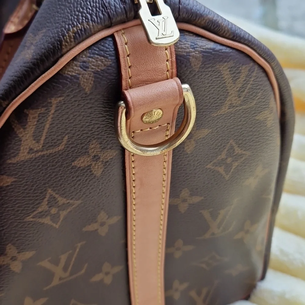 Louis Vuitton Brown Monogram Round Bag  Bandouliere 30. WITHOUT A STRAP. - Picture 15 of 16